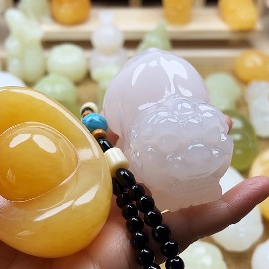 简***爱玉天然玉石手把件