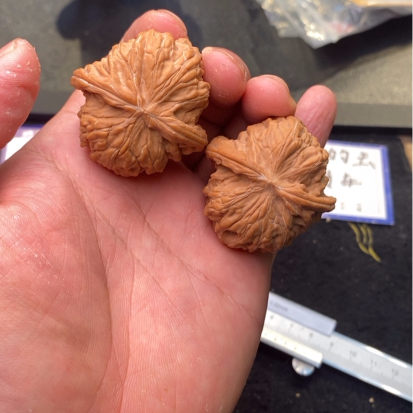 【闪购商品】文玩核桃把件16号42全品磨盘