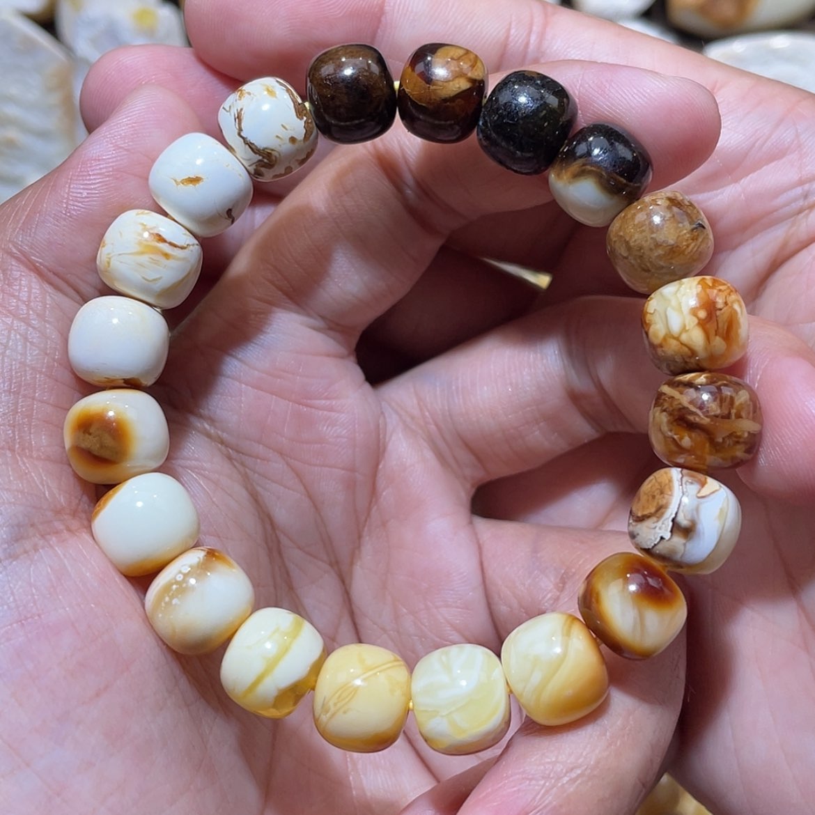 【闪购商品】未镶嵌琥珀裸石a*琥珀蜜蜡