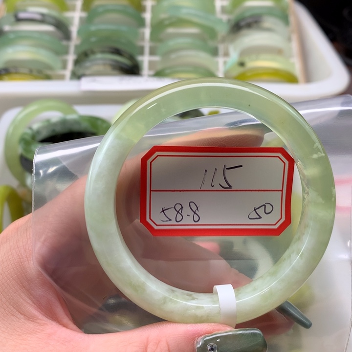 未镶嵌蛇纹石玉手镯