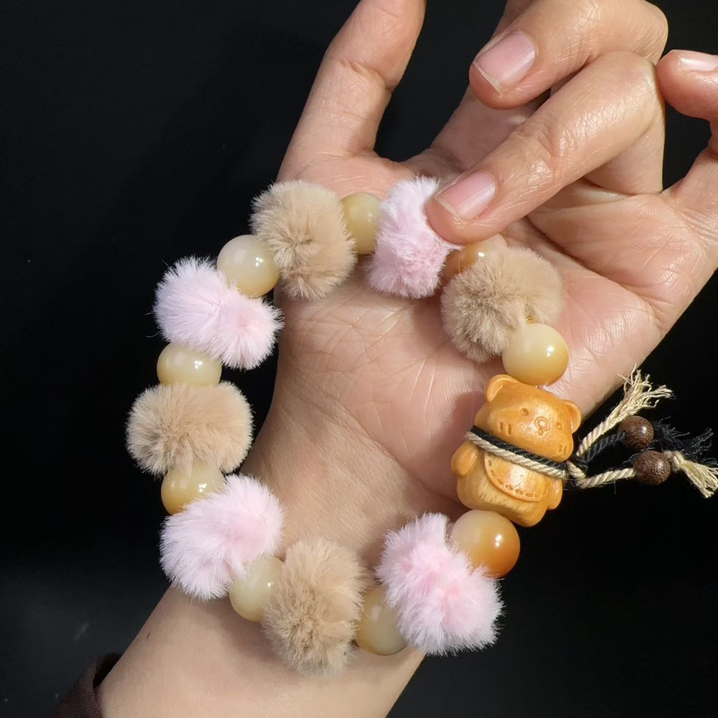 合成金属木质涤纶手链 毛球搭配菩提根手链搭配熊围巾手工百搭