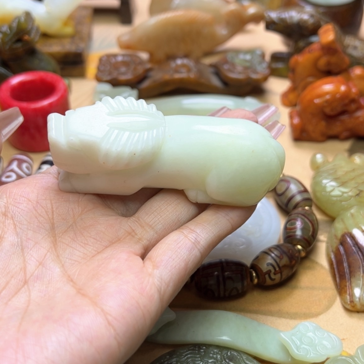 【闪购商品】蛇纹石玉颈饰未镶嵌