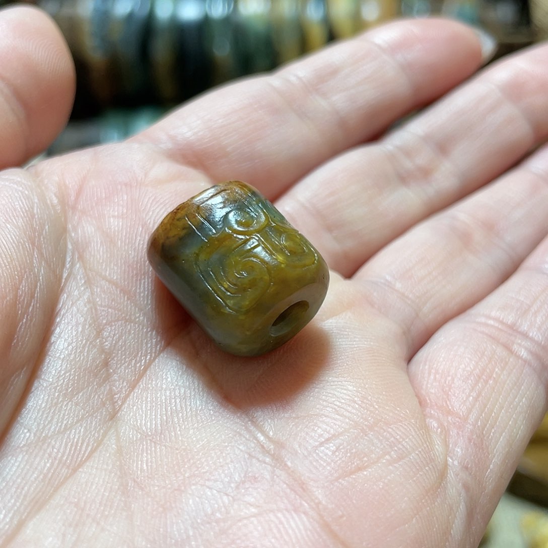 岫岩河磨玉（透闪石质玉）挂件未镶嵌别**子