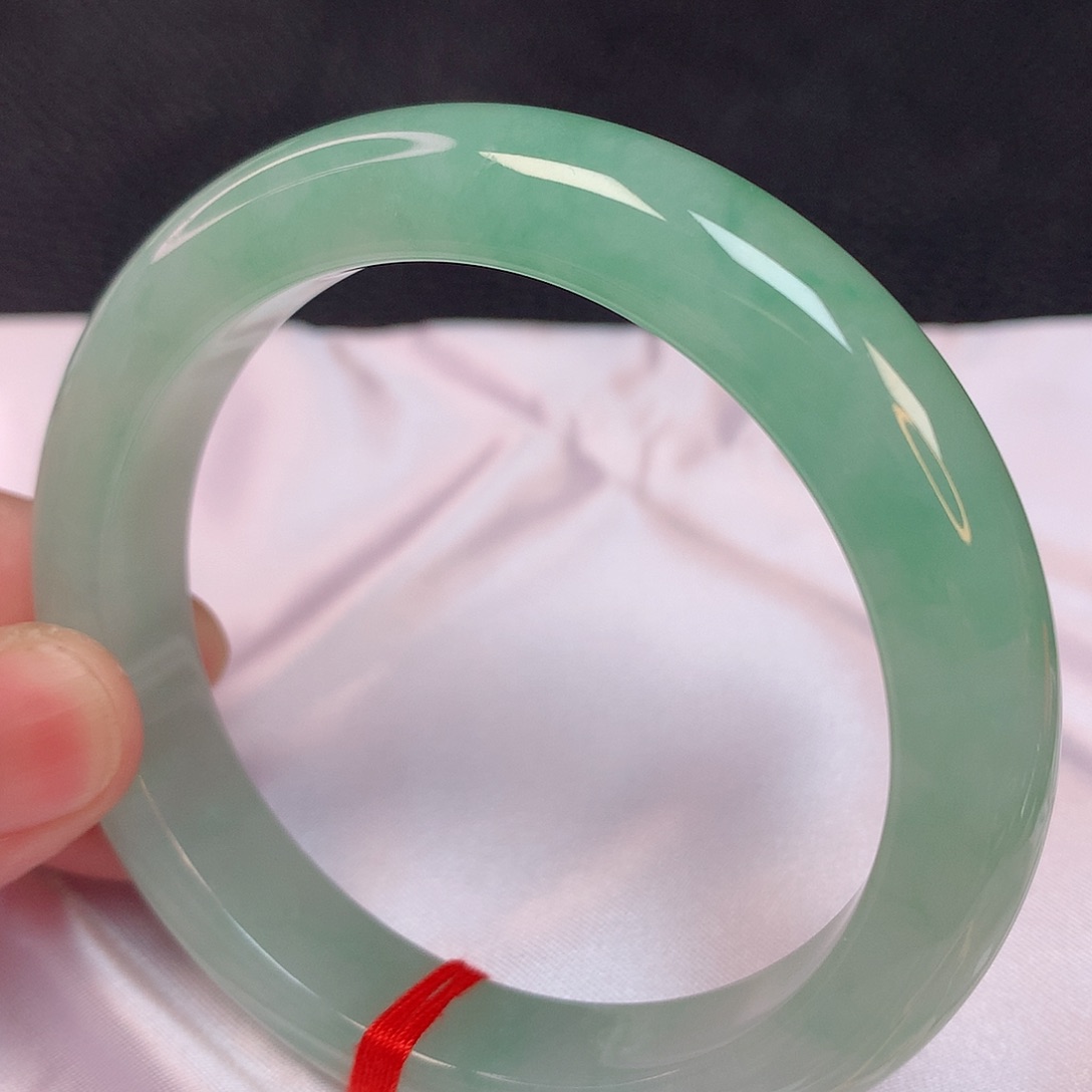 翡翠手镯未镶嵌56 翡翠手镯