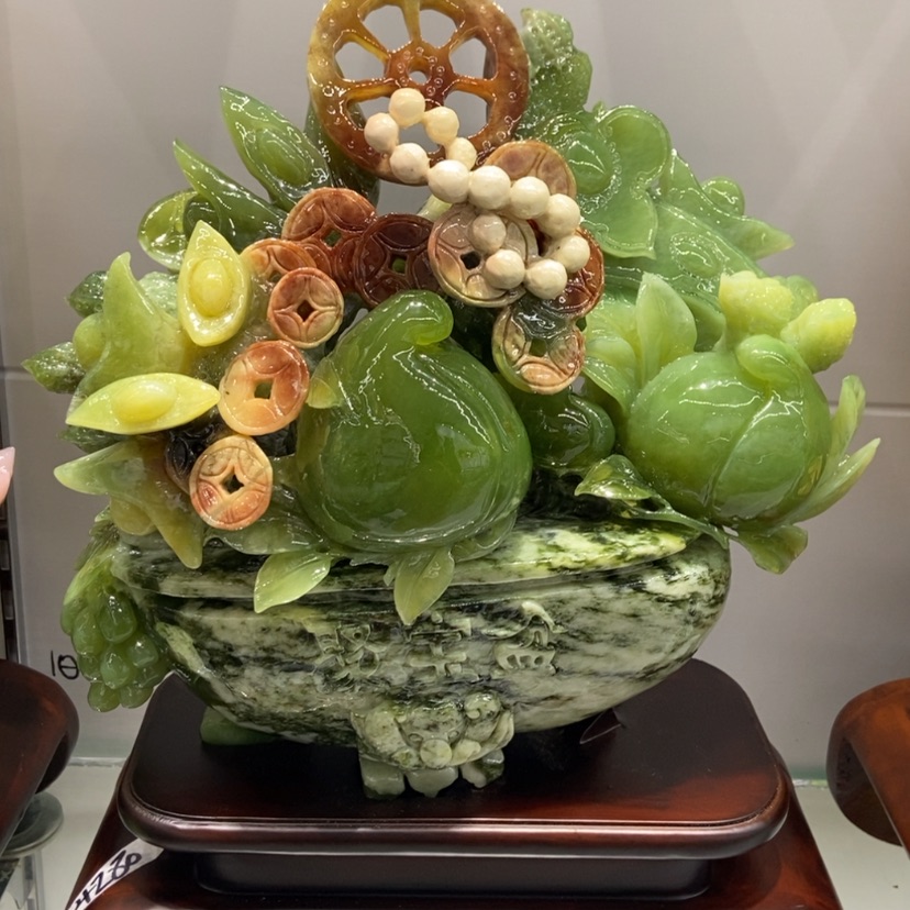 【闪购商品】蛇纹石玉（覆膜）未镶嵌珠宝奇石