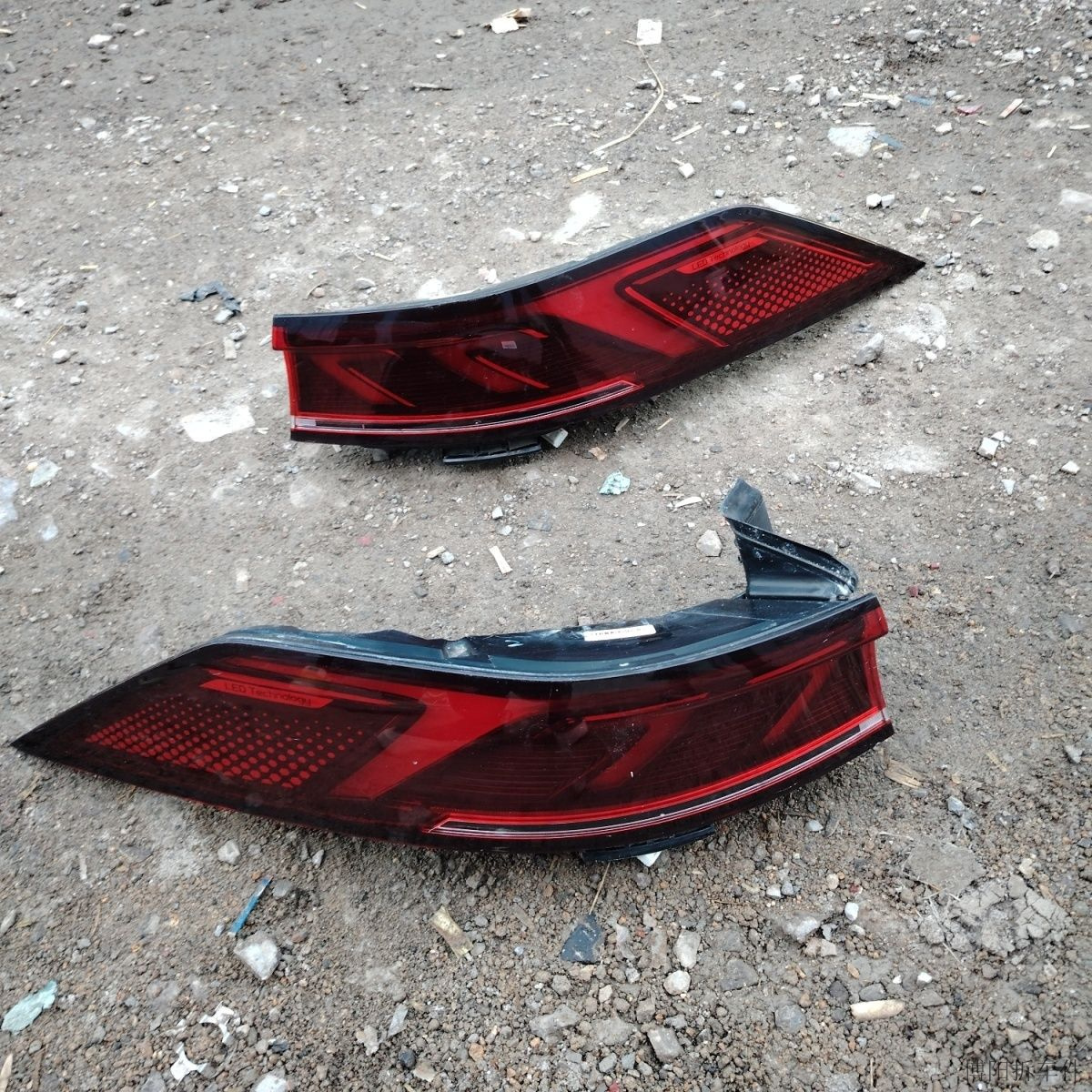 适配21-24款比亚迪秦PLUS后尾灯刹车灯倒车灯防追尾灯