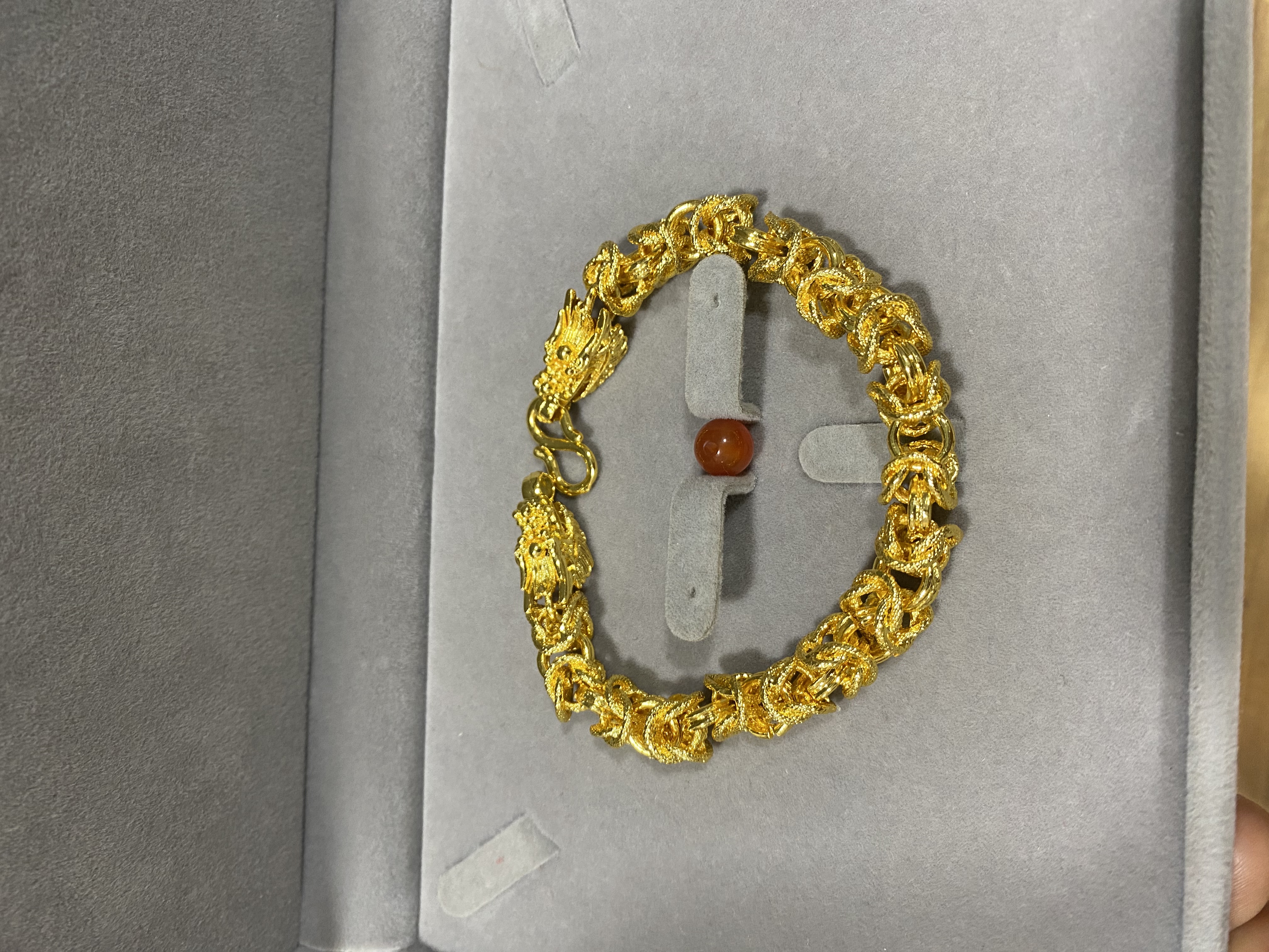 A653阿文专属金色精工龙头麻花手链 玛瑙珠 渡金 饰品多样性发货