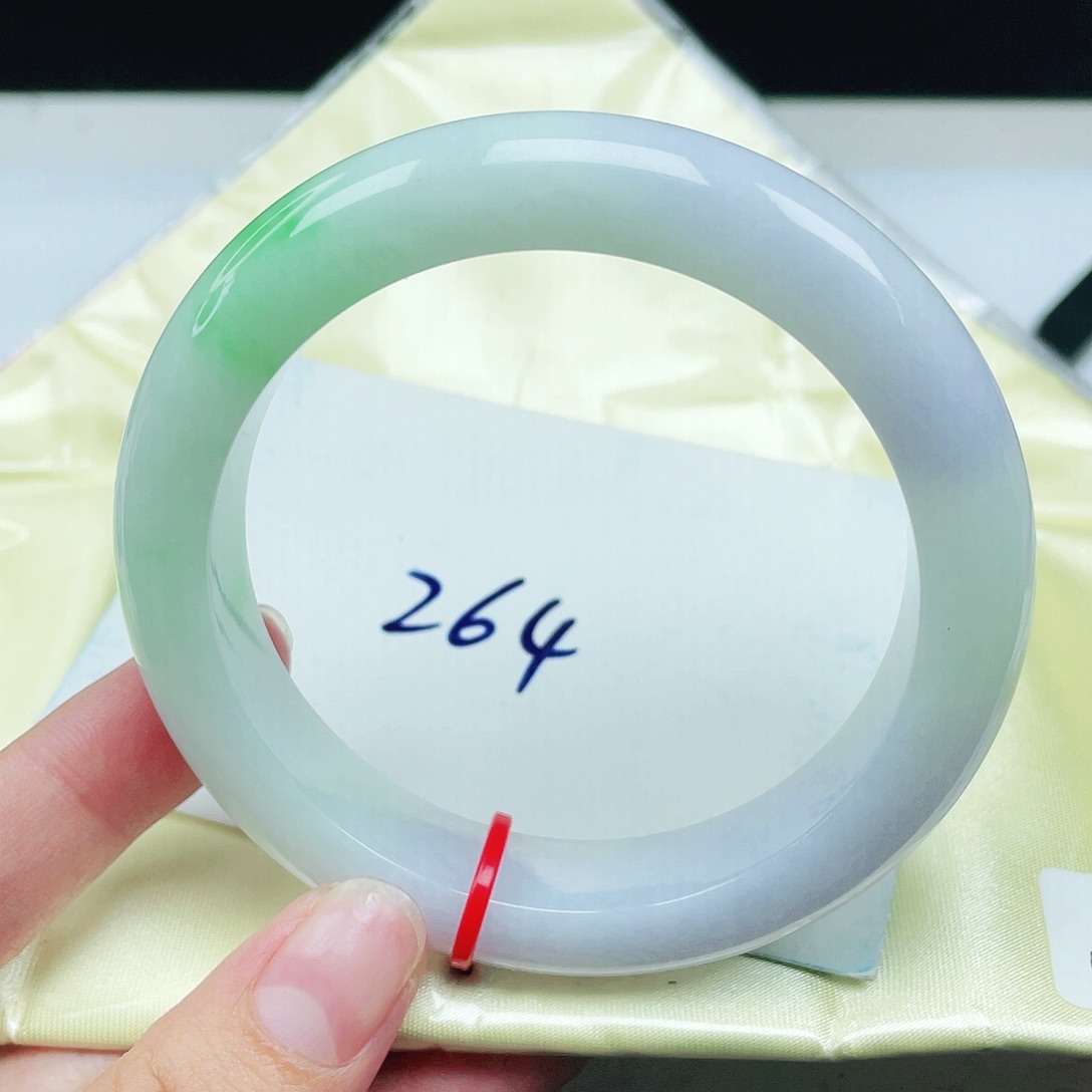 翡翠未镶嵌手镯正圈57.5