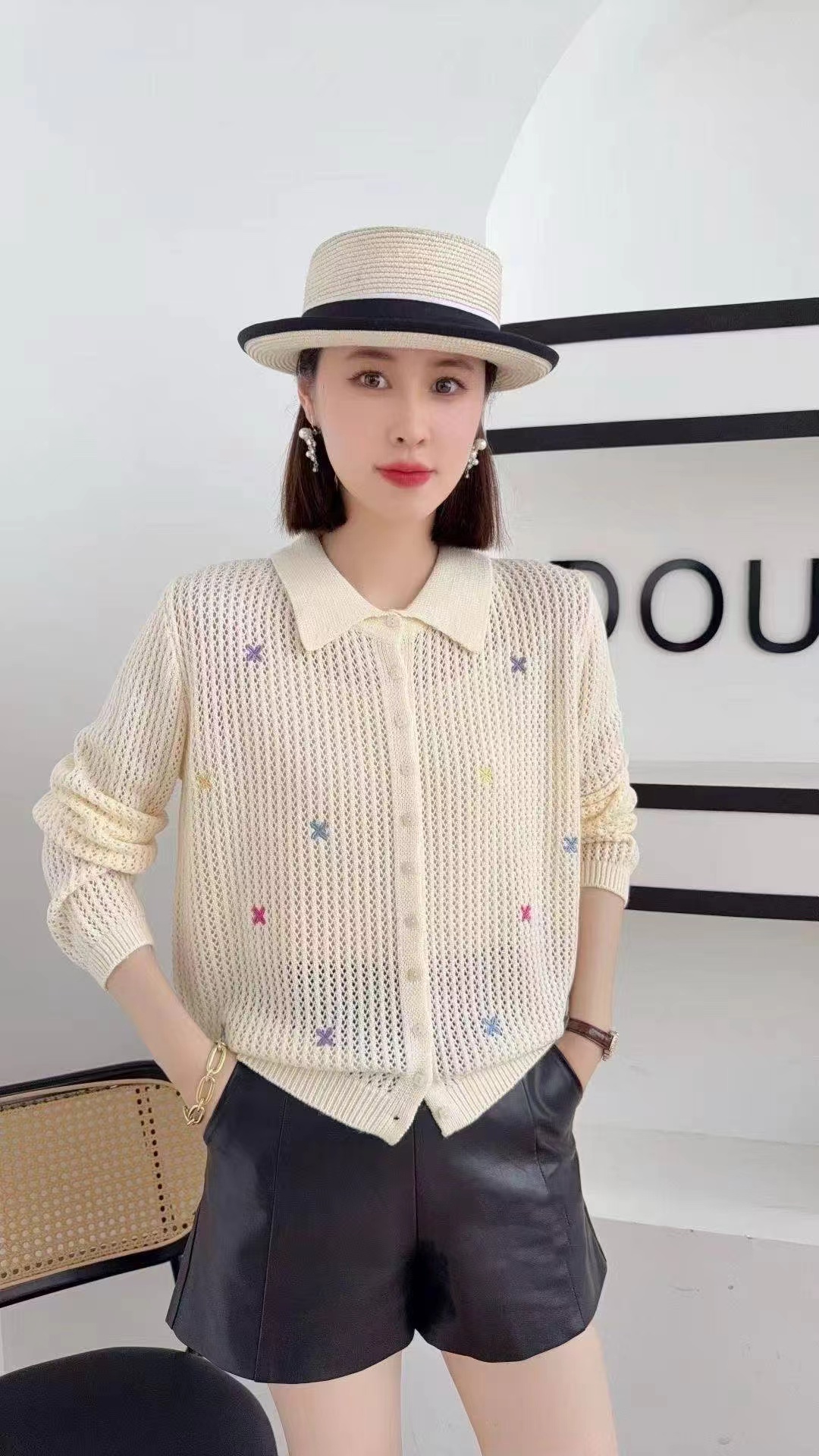 2025秋季新款韩版时尚百搭翻领长袖针织衫女宽松开衫潮流减龄薄款