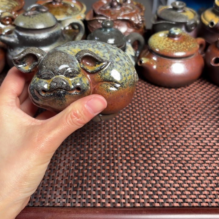 紫砂茶杯小喜猪猪