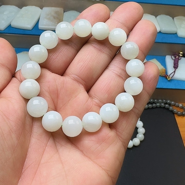 和田玉未镶嵌手链