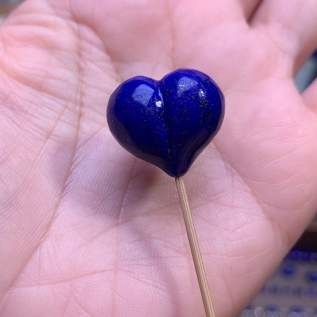 青金石未镶嵌20.5m桃