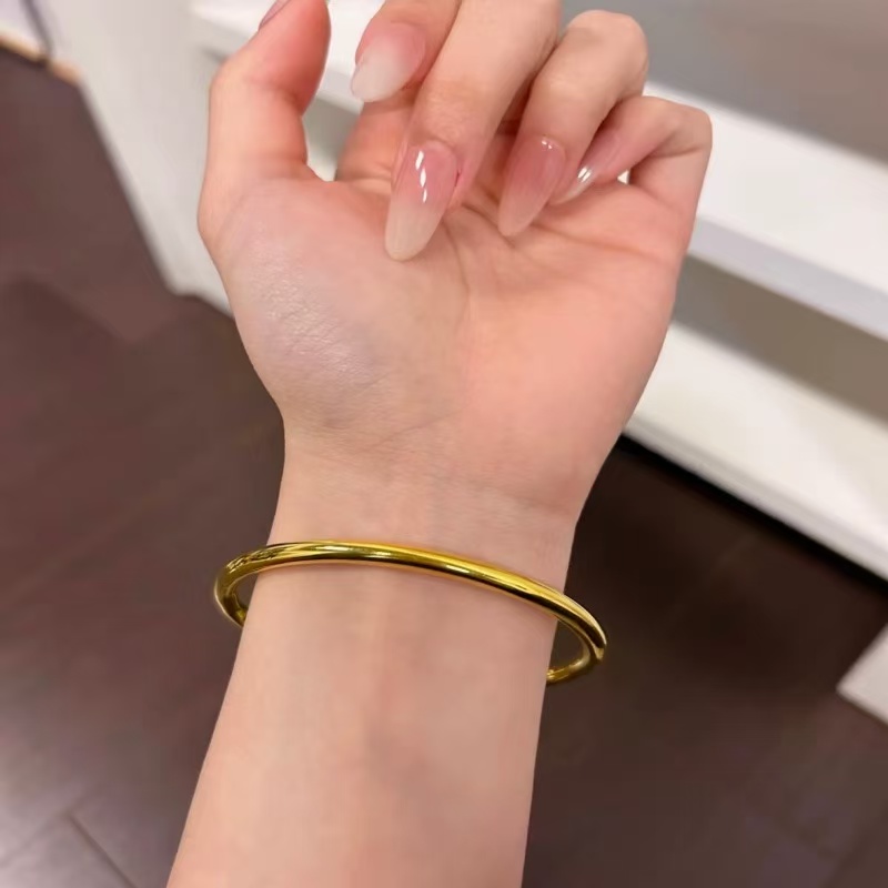 手镯女轻奢饰品古法简约金色传承