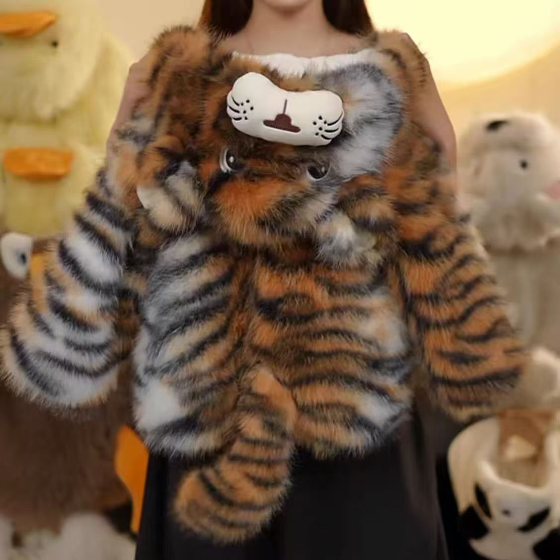 牛2025冬季儿童时尚小老虎新款毛毛衣外套亲子装加绒加厚百搭棉服