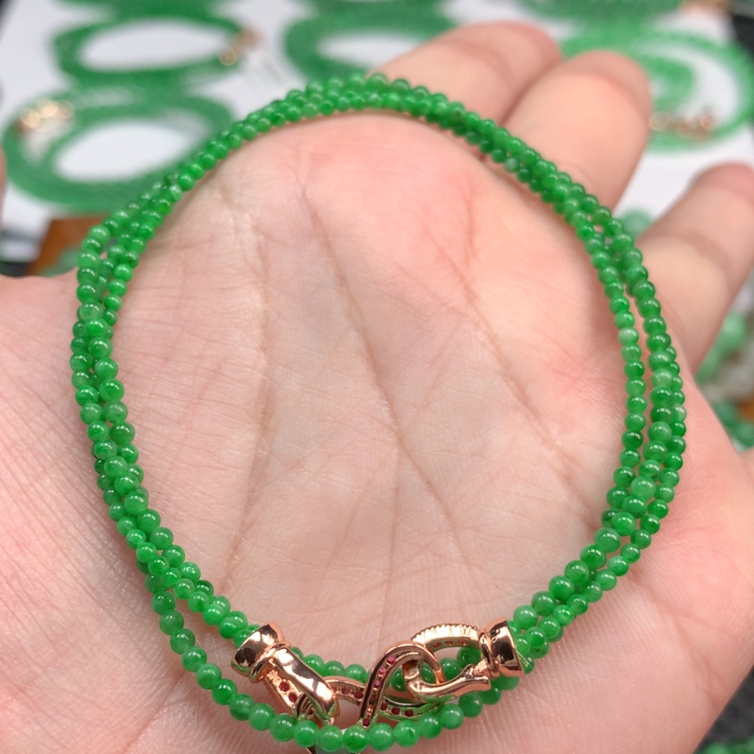 翡翠手链未镶嵌翡翠