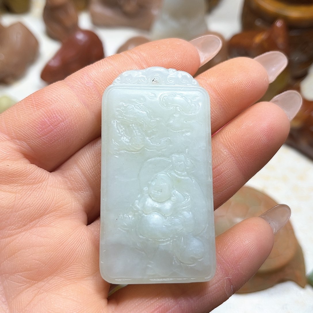 白玉菩提吊坠白玉菩提吊坠