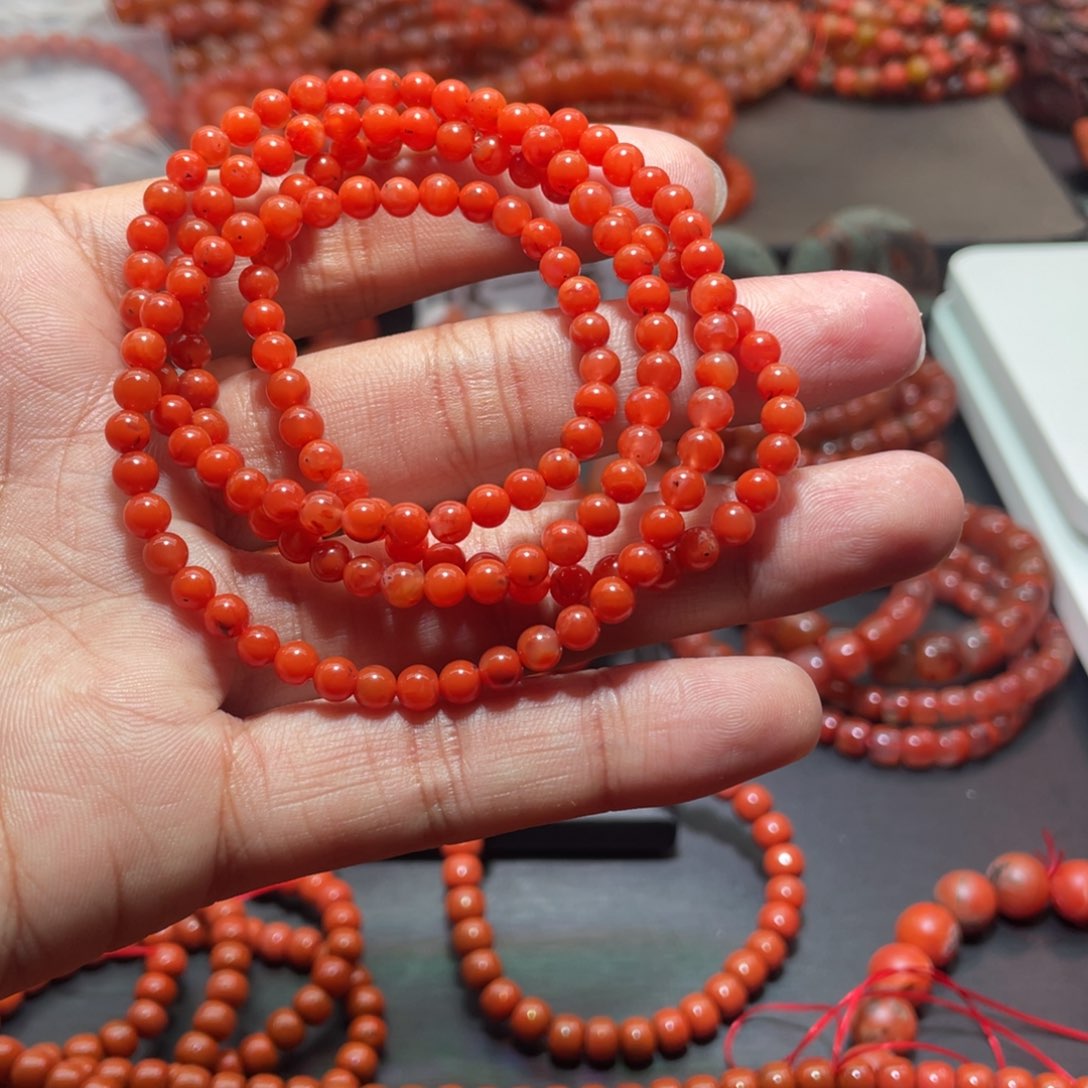南红玛瑙手链未镶嵌