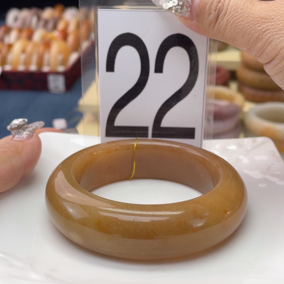 【闪购商品】石英质玉未镶嵌手镯