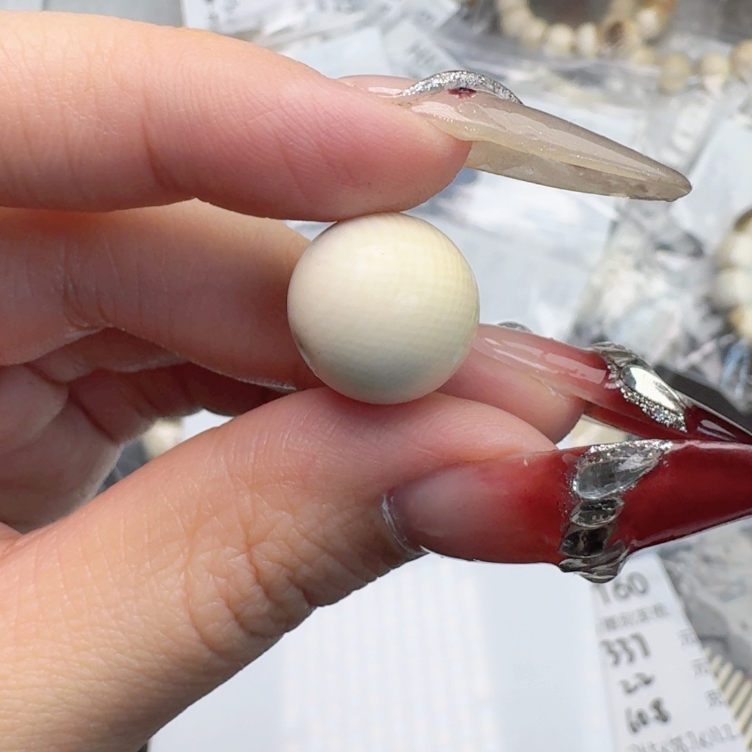 柏香籽/百香籽吊坠猛犸