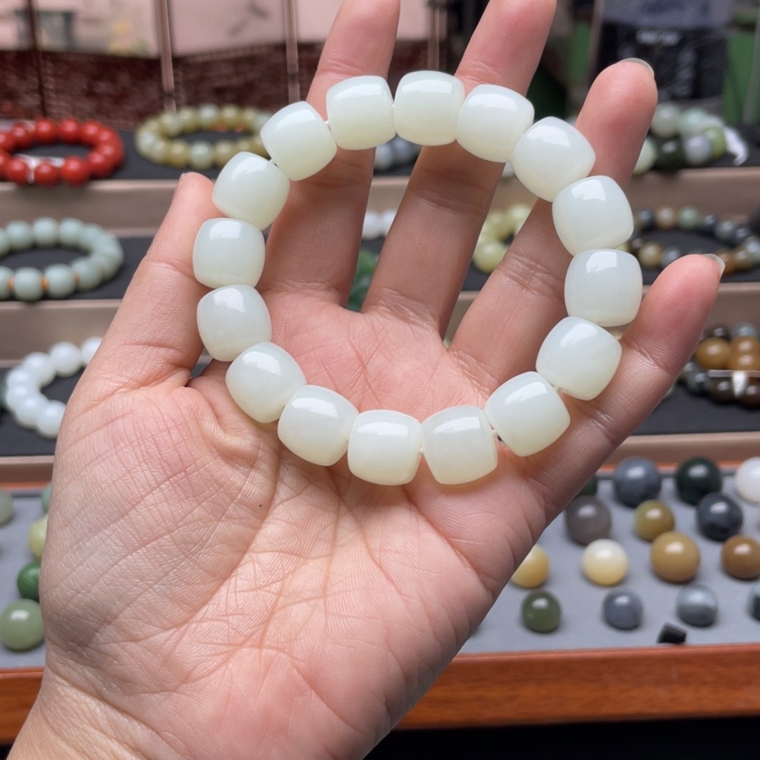 和田玉手链未镶嵌