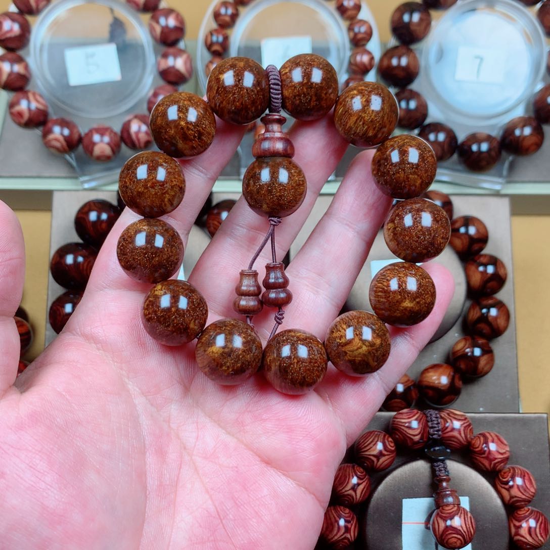 黄花梨/降香黄檀1.8黄金底瘤疤芝麻点