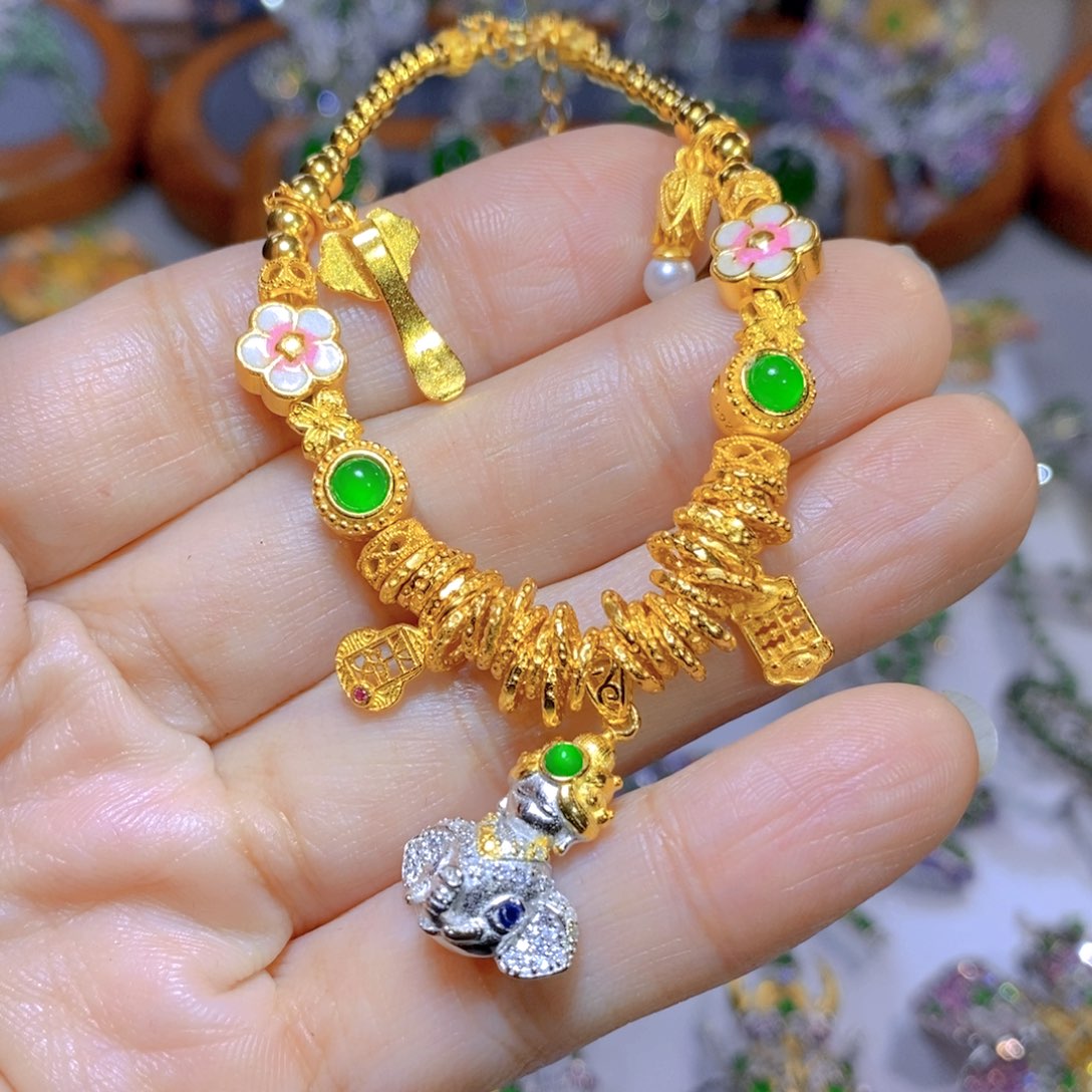 翡翠颈饰银S925镶嵌天然翡翠