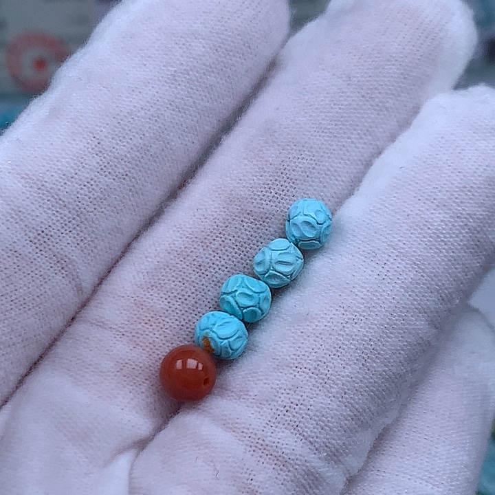 南红玛瑙未镶嵌珠宝奇石