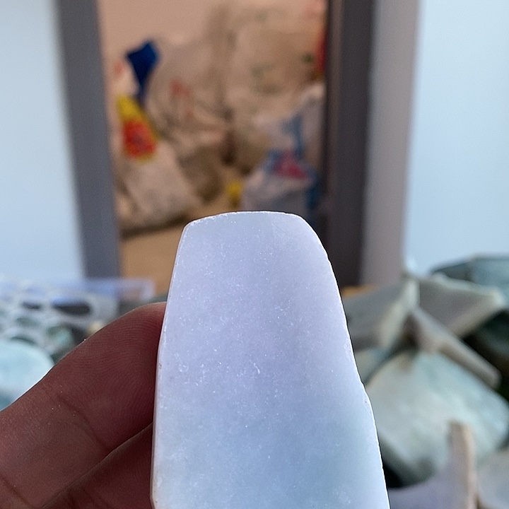 翡翠未镶嵌颈饰不