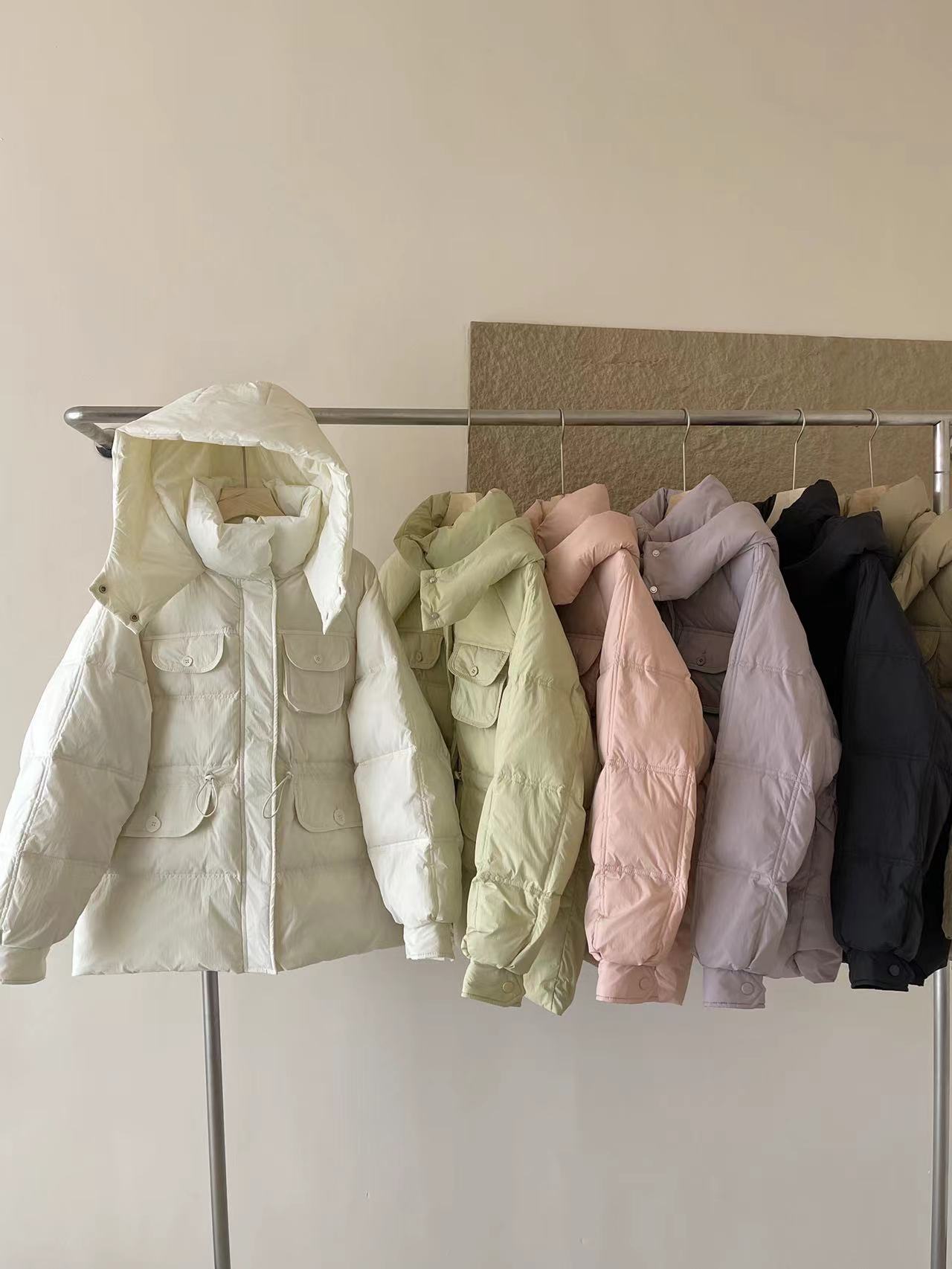 【801-900】常规学院风优等品连帽短款潮流保暖宽松女装