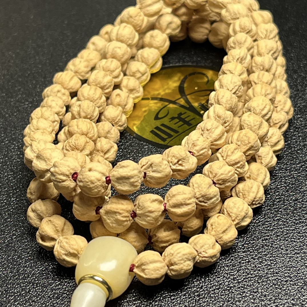 原桩柏香籽高密高油无黑皮皮质细腻（龙脊莲花）