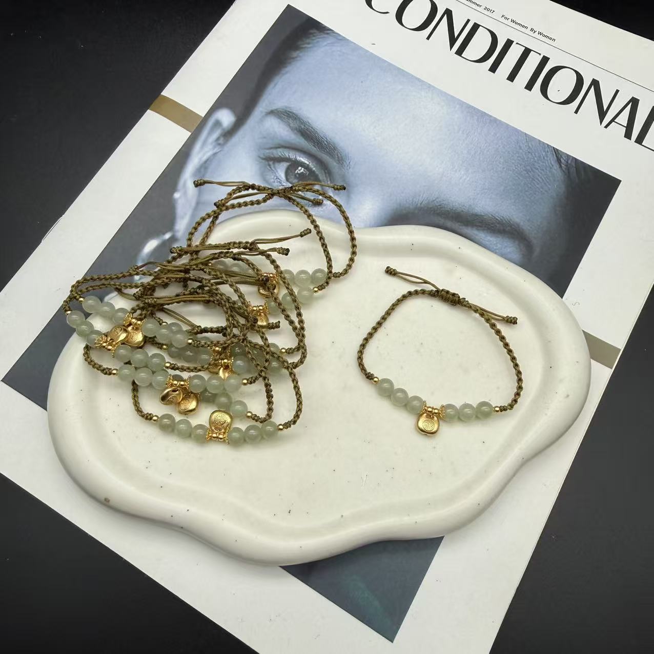 【E093】和田玉绿色编绳手工编织复古简约舒适手链（多样性发一）