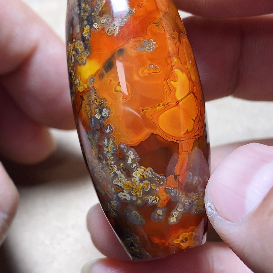 玛瑙/玉髓颈饰未镶嵌维*