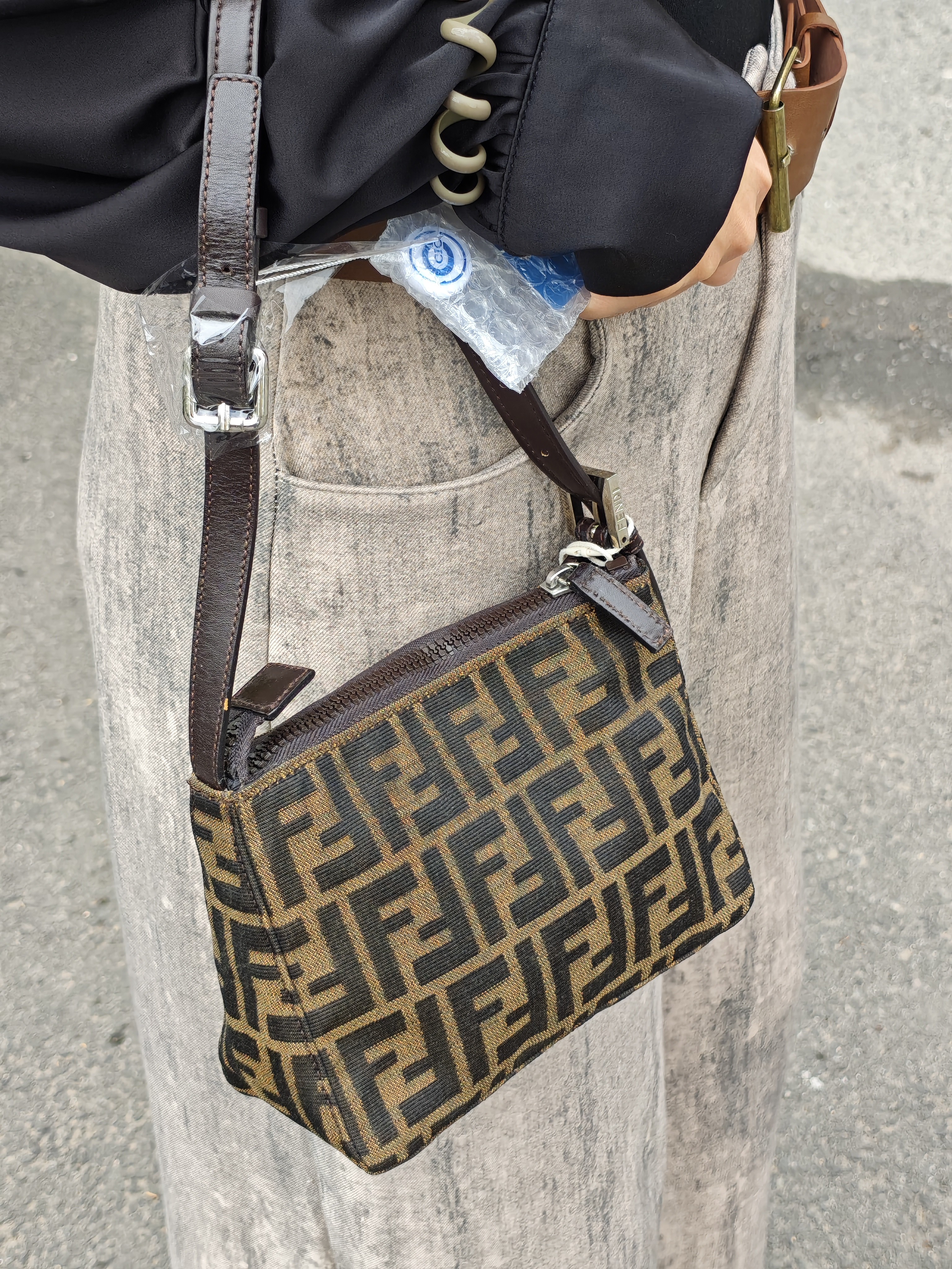 95新 FENDI/芬迪 芬迪老花腋下包