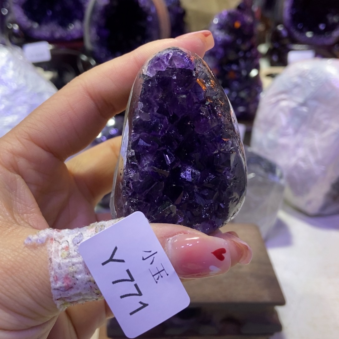 水晶摆件未镶嵌摆件