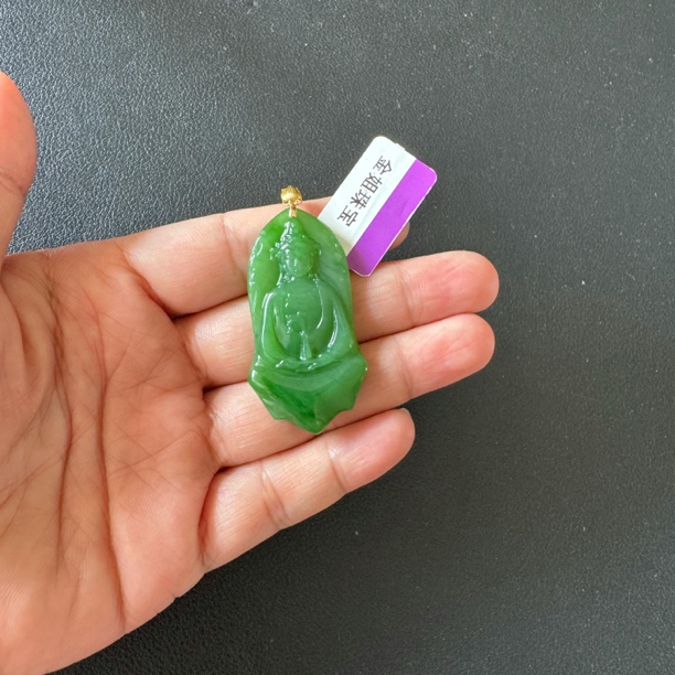 【粉绿18K观音】和田玉俄七碧玉夹层老料粉绿约47*24*5.5mm吊坠