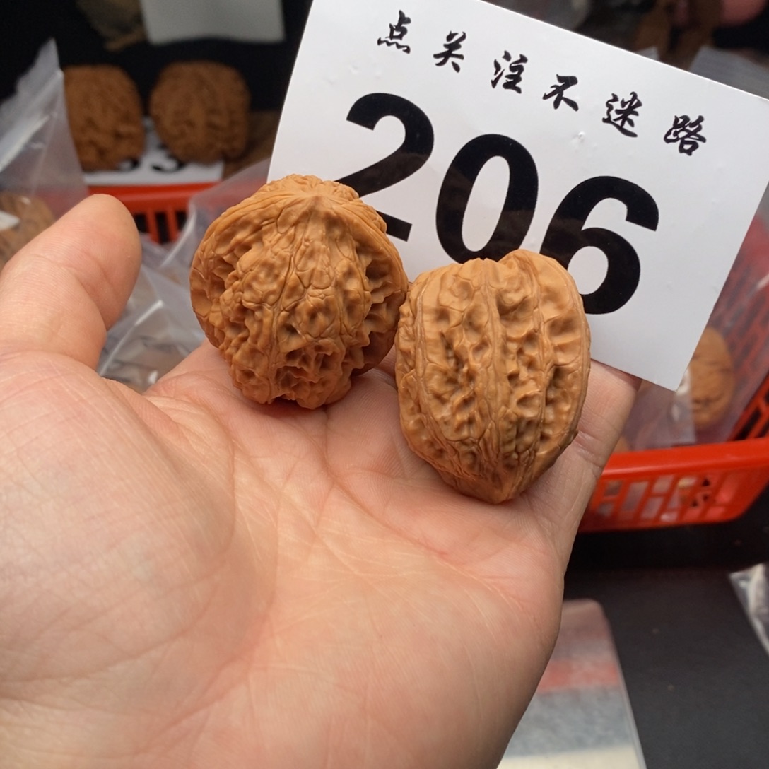 文玩核桃吊坠37靠山王