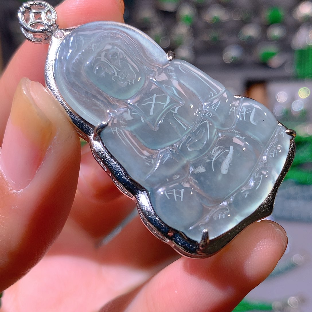 翡翠耳饰未镶嵌天然翡翠