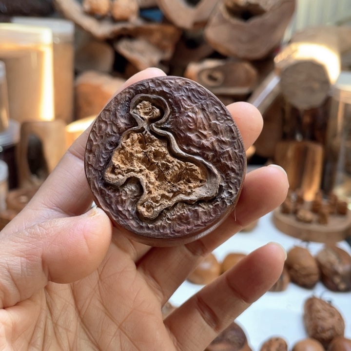 伪***人檀香木原汁原味老山檀香