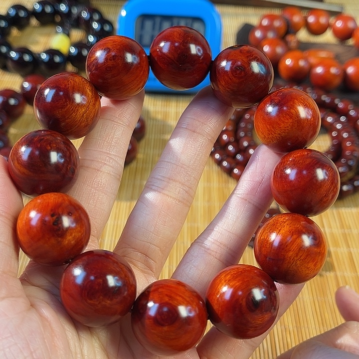 金***麦木小叶紫檀手工艺