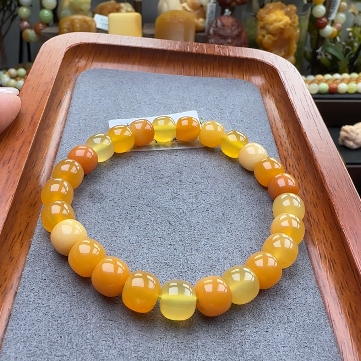 石英质玉未镶嵌颈饰