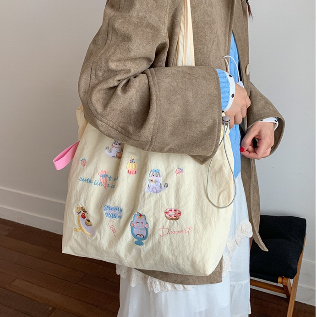 蜜糖家 2025新款韩系百搭抽绳单肩包（双层）