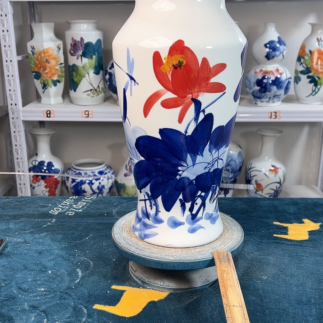 摆件景德镇陶瓷大鱼青听