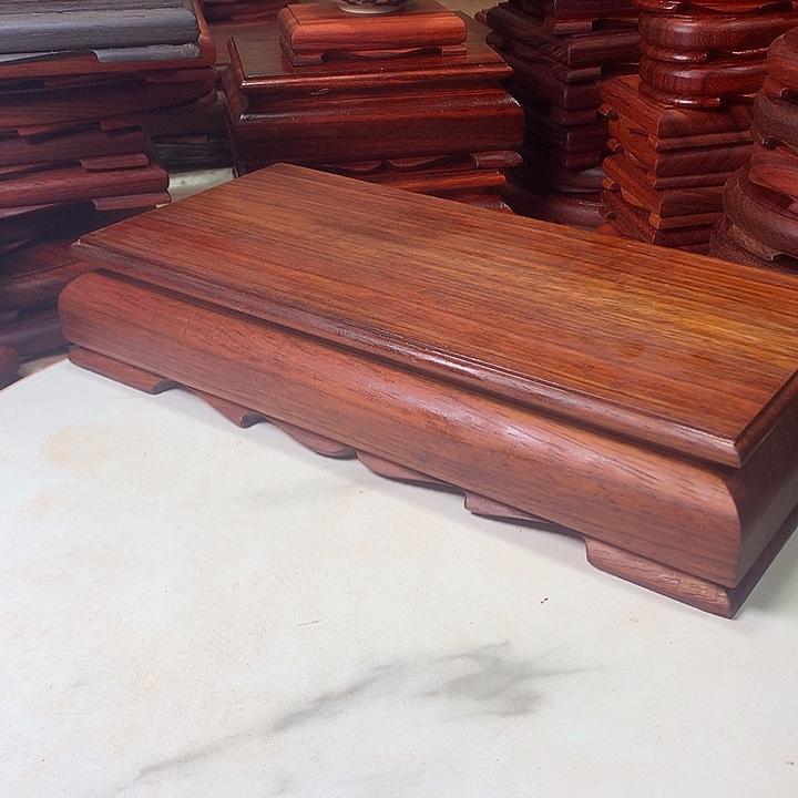 长方的一个的厚的哈哈哈