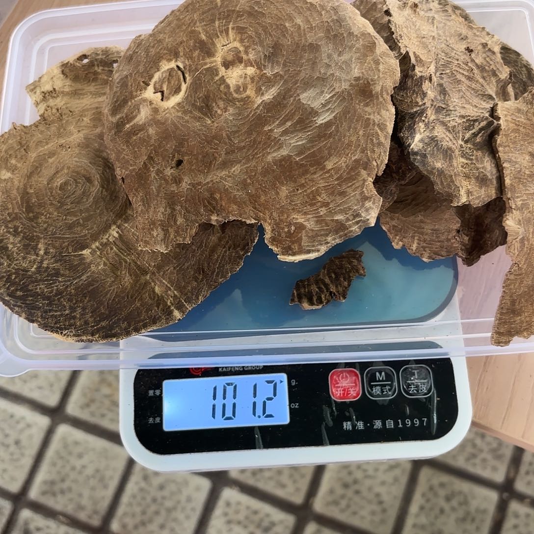 沉香沉香碎屑圆*海南包头100克