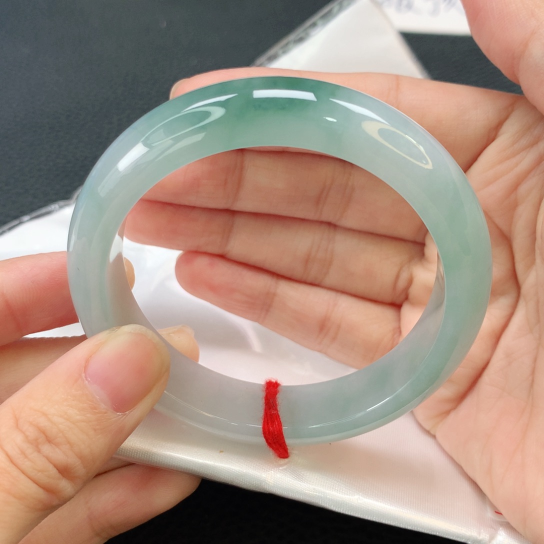 翡翠手镯未镶嵌缅甸55