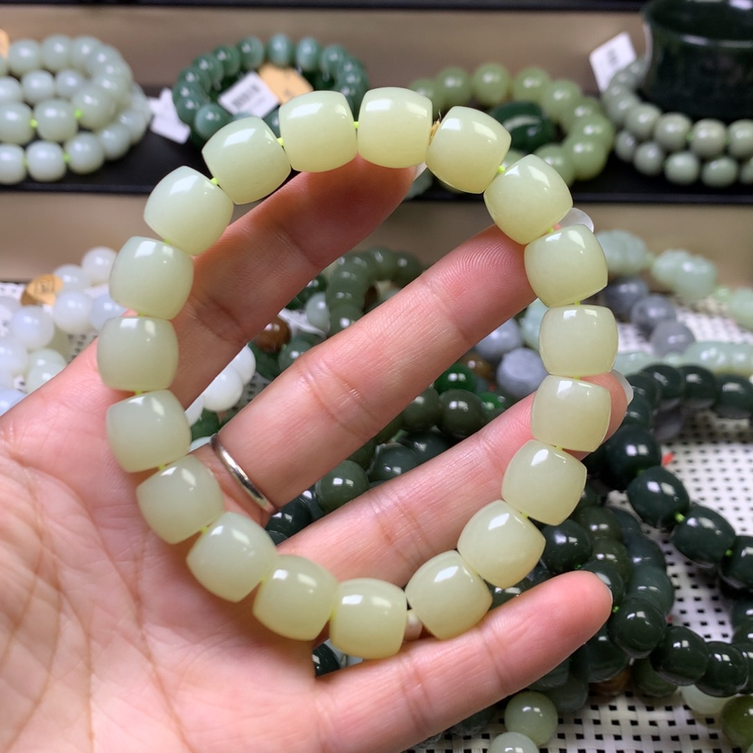 和田玉手链未镶嵌