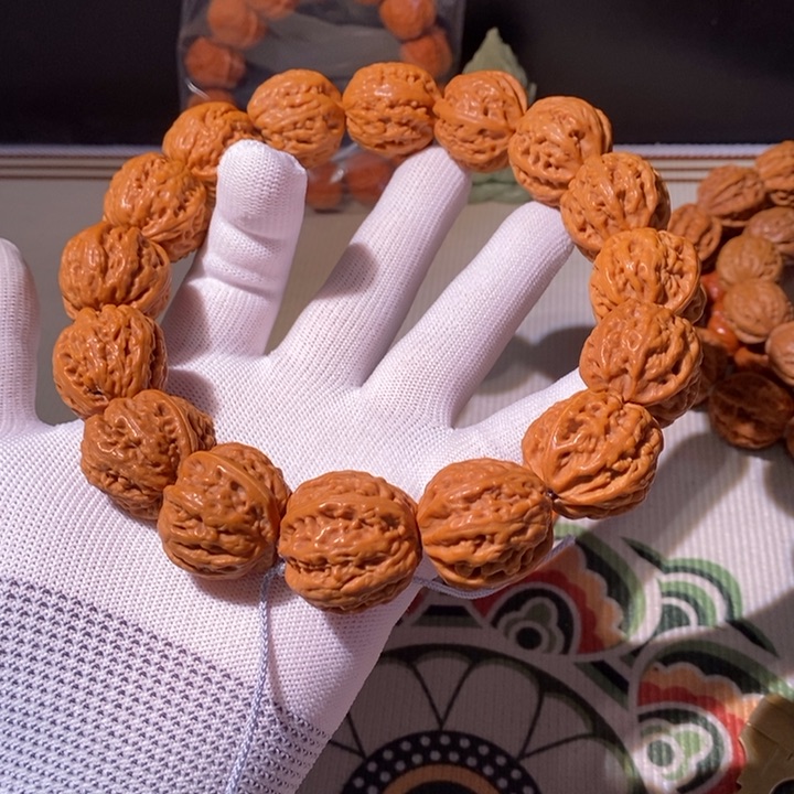 文玩核桃手串……4