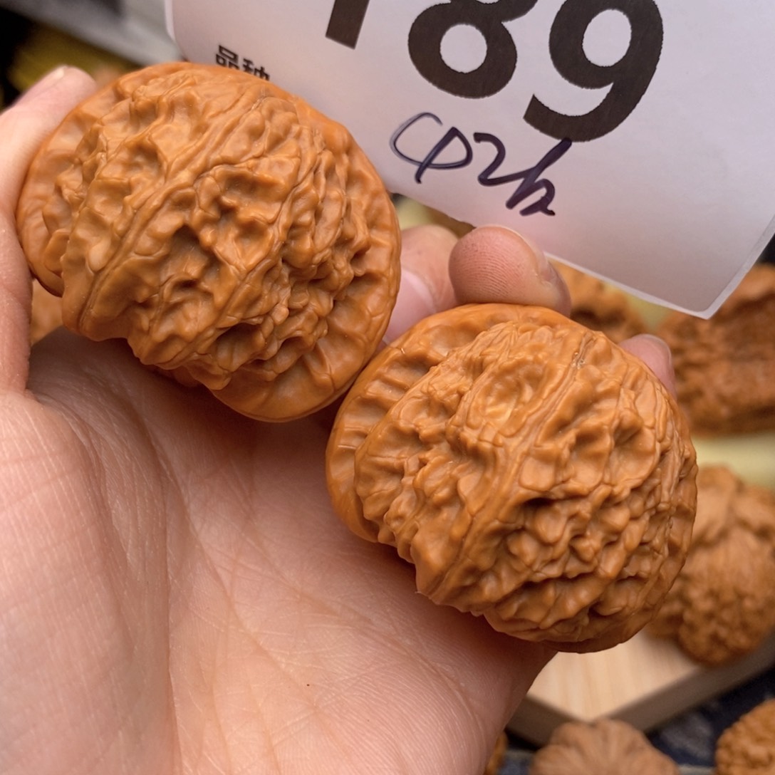 文玩核桃把件189号42白