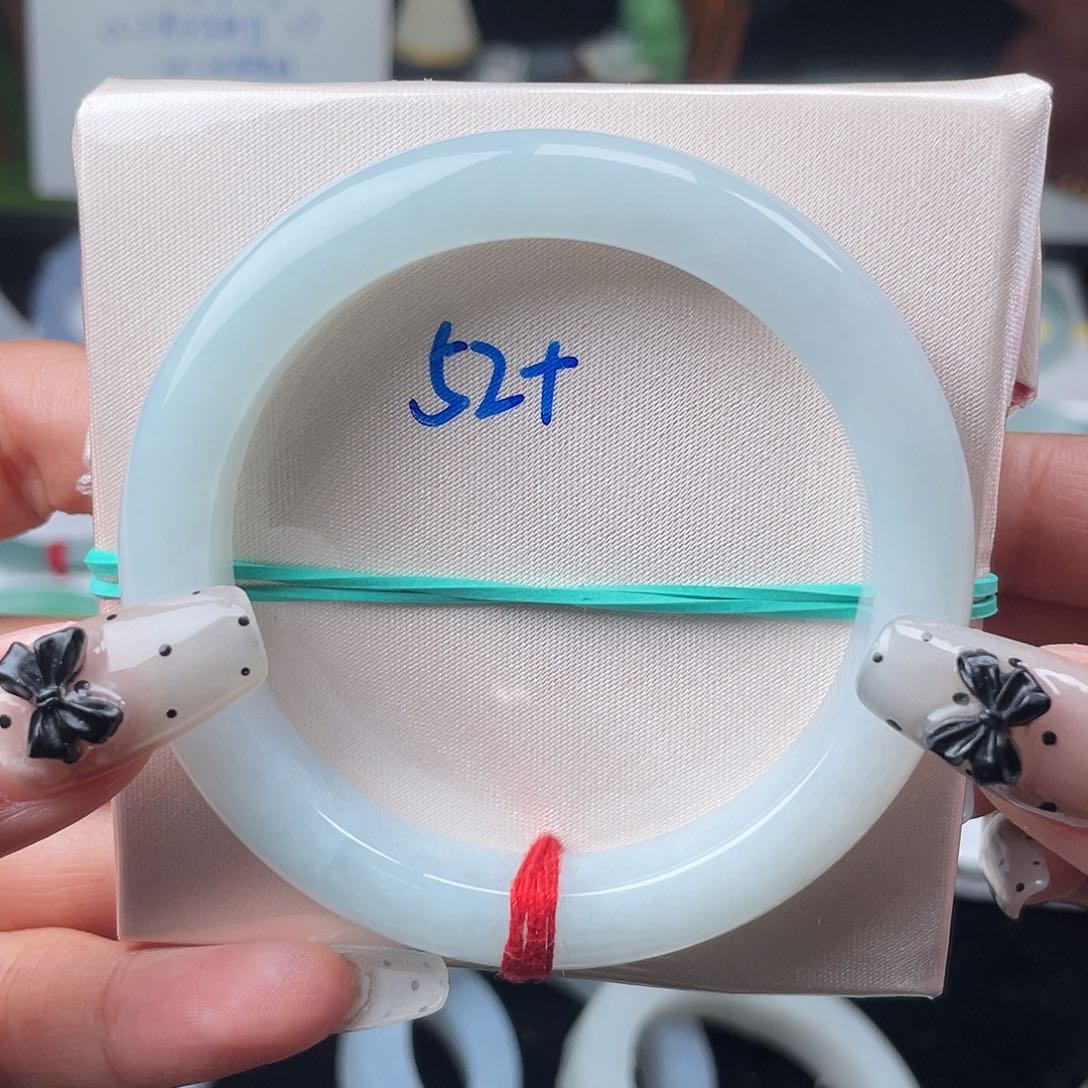 翡翠手镯未镶嵌缅甸翡翠手镯13