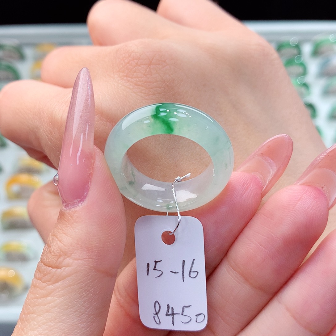 翡翠戒指未镶嵌15.16号